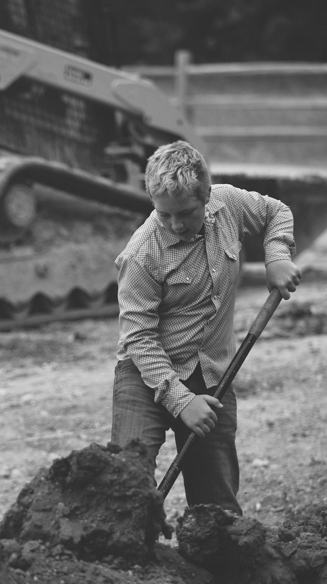 Brain Drain and Unskilled Labor
